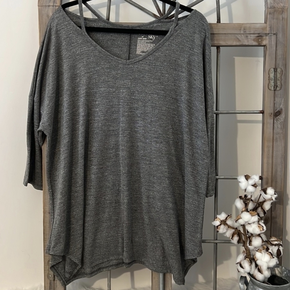 Women's Top